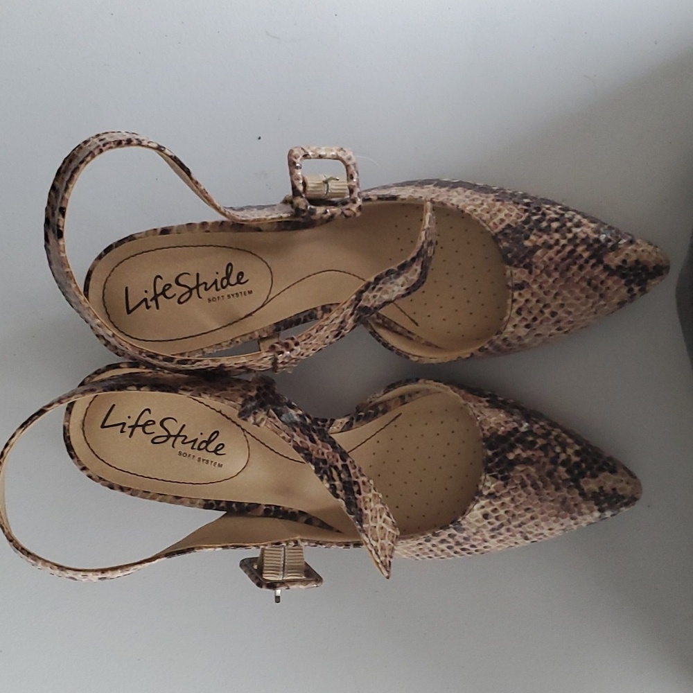 Life Stride Sansa faux Snakeskin Heels. US Women's Size 5.5